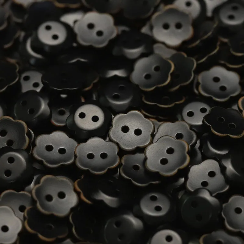 11-20mm Two-Hole Flower-Shaped Fruit Buttons for Kids 20 Pack