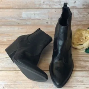 AMERICAN RAG Kayla Black Booties 9M