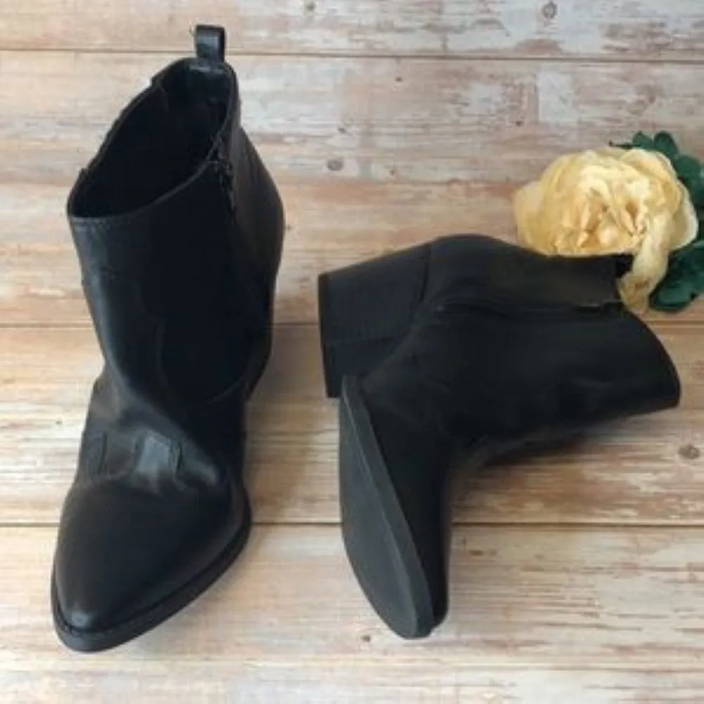 AMERICAN RAG Kayla Black Booties 9M
