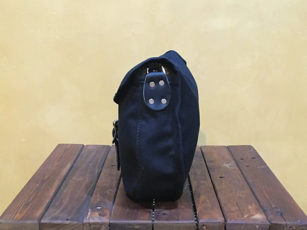 B-101 Duluth Pack Standard Shell Bags #100 Medium