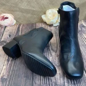 Bandolino Black Leather Floella Ankle Booties 9M