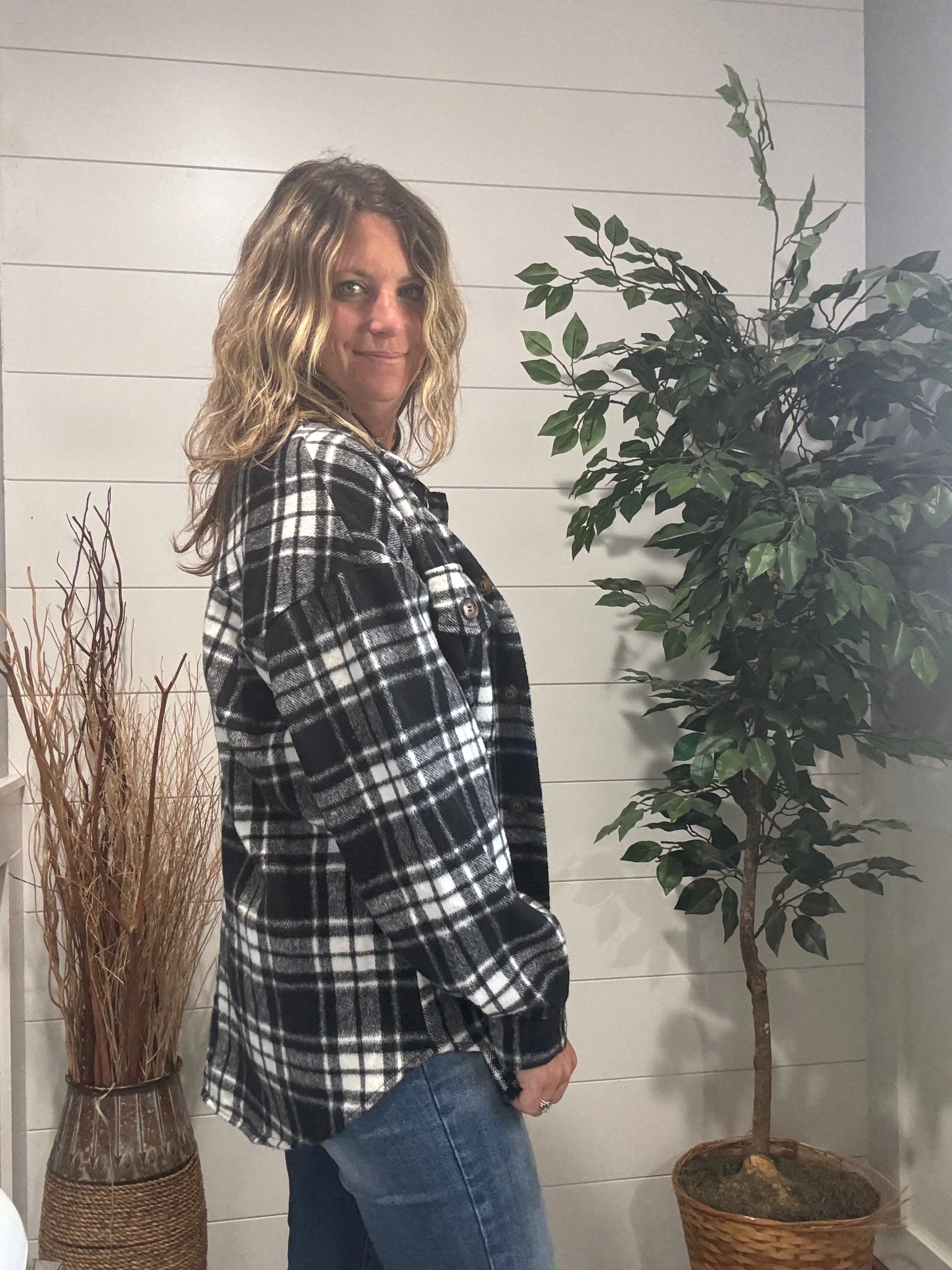 Basic Feel Plaid Print Flannel
