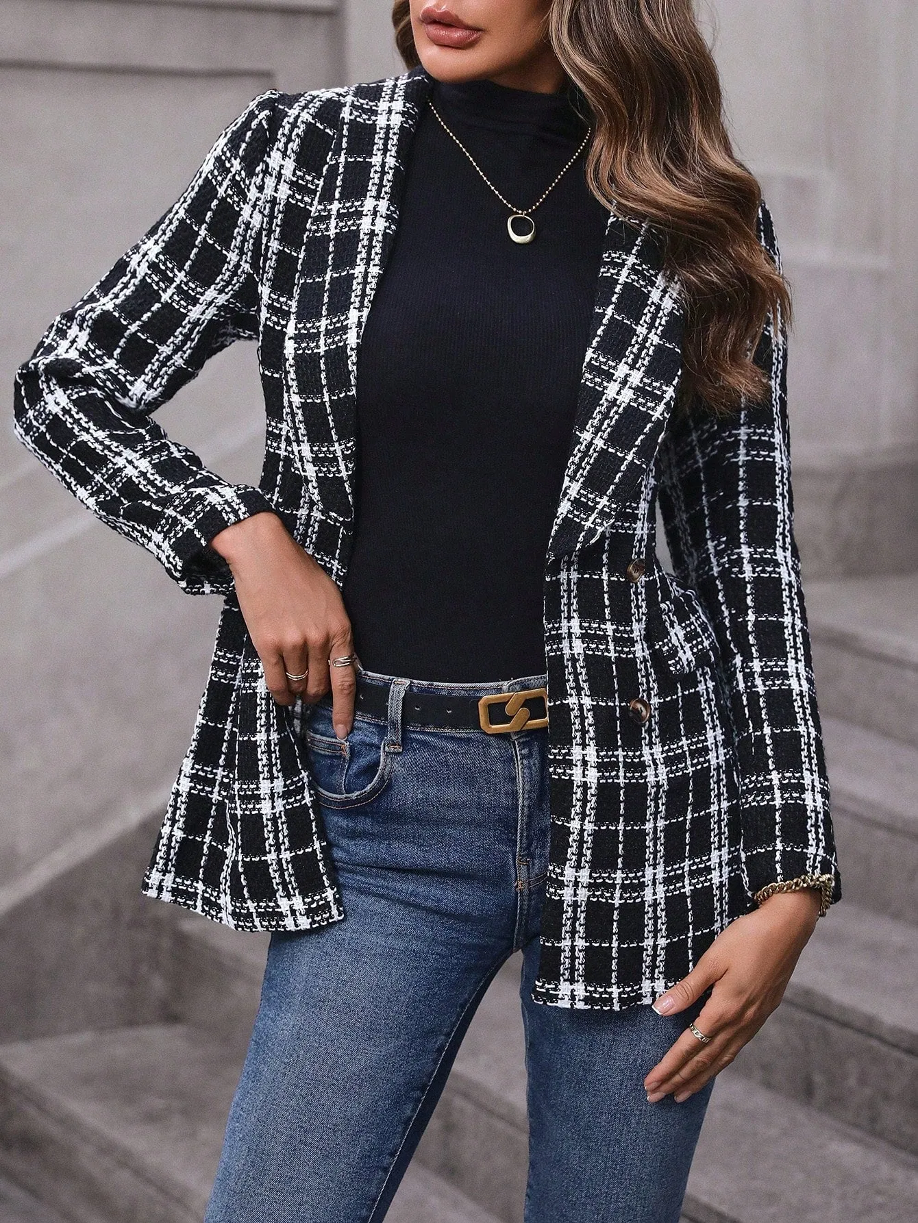 Blazer Raffinéa con patrón de cuadros - Cherry Vibes CR