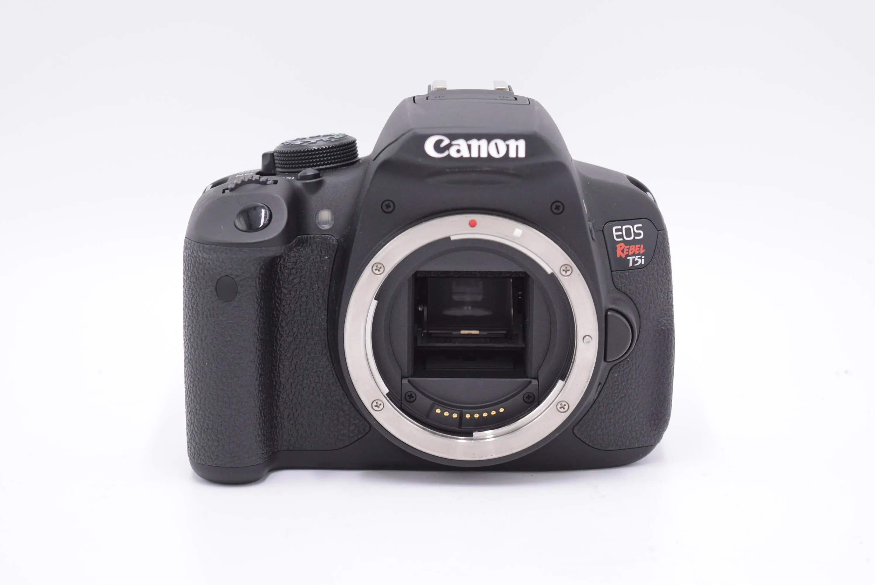 Canon REBELT5i/DUALLENS/05719 EOS Rebel T5i Camera W/EF-S 18-55mm 3.5-5.6 IS STM   EF 75-300mm 4-5.6 III Dual Lens Kit, Used