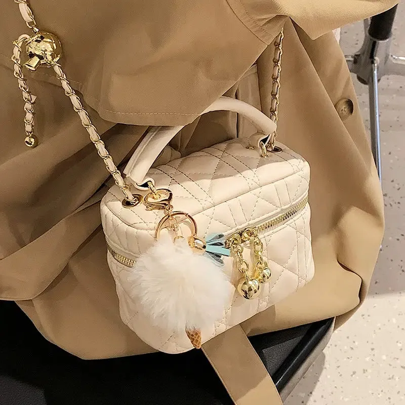 Chain Strap Quilted Bucket Shaped Bag