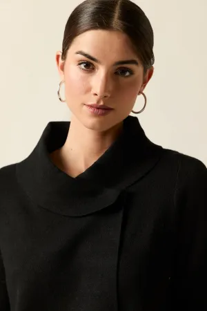 Chaqueta estilo capa cruzado negro