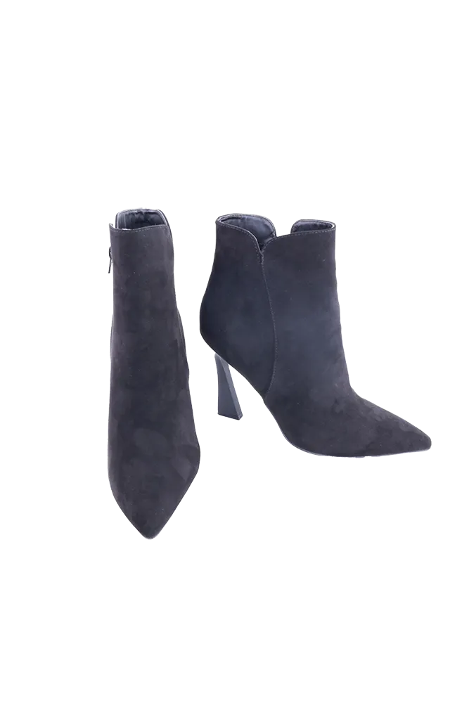 Chic Pointy Toe High Heel Ankle Bootie