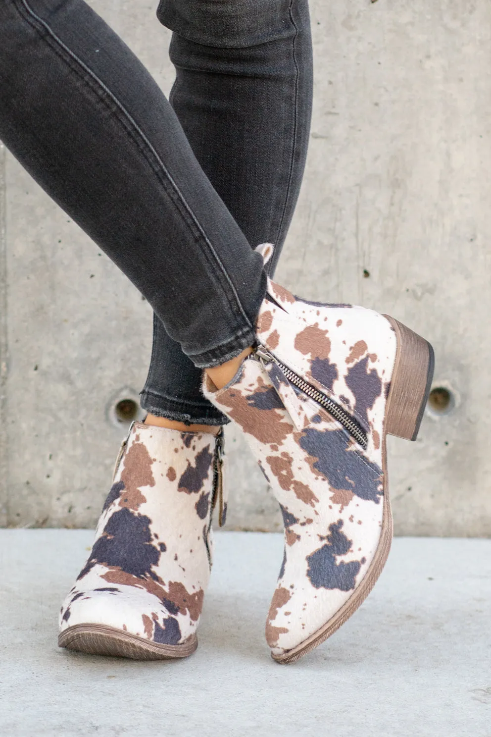 Chisel Ankle Boots - Black & Brown
