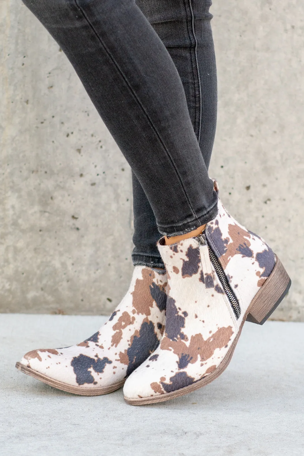 Chisel Ankle Boots - Black & Brown