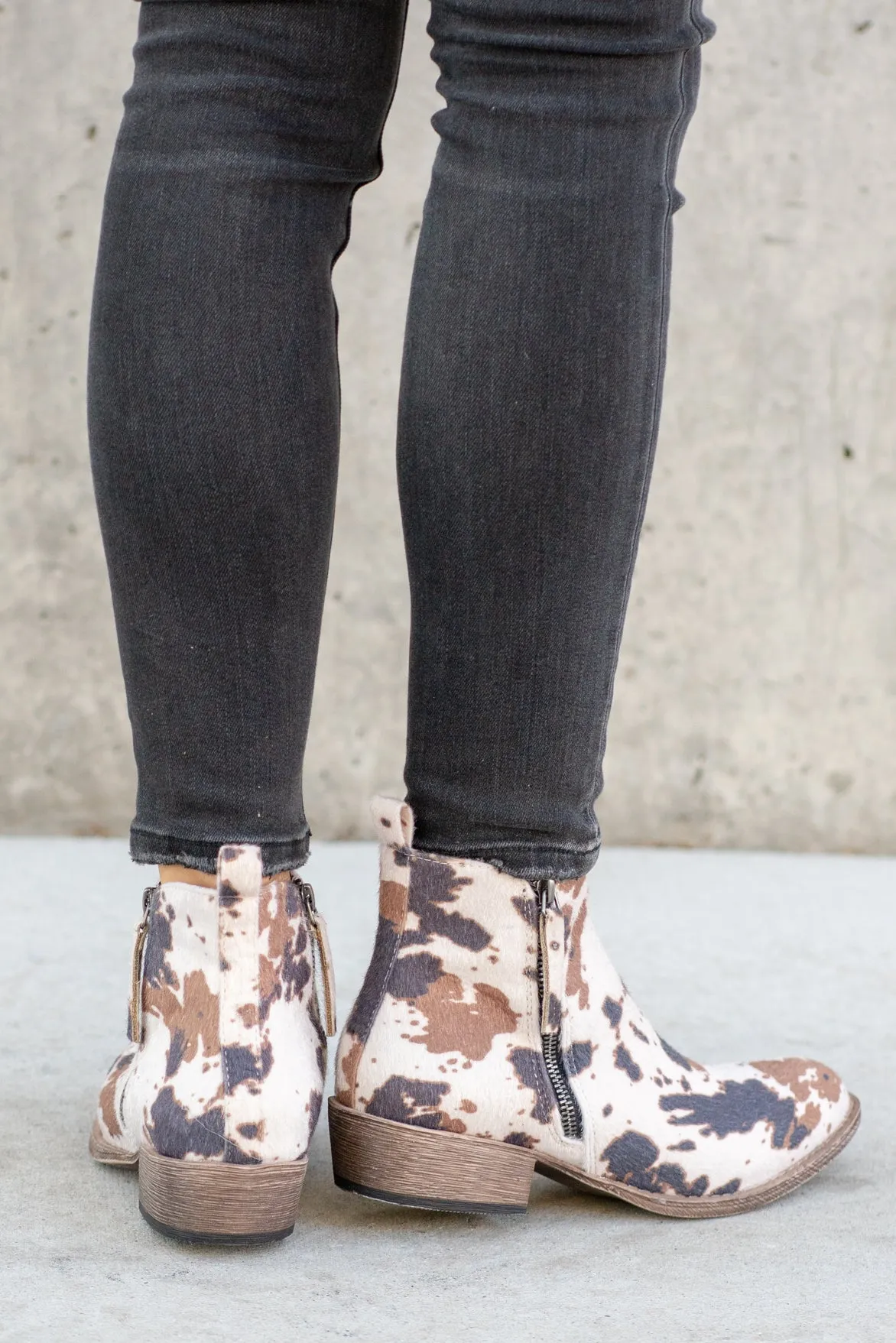 Chisel Ankle Boots - Black & Brown