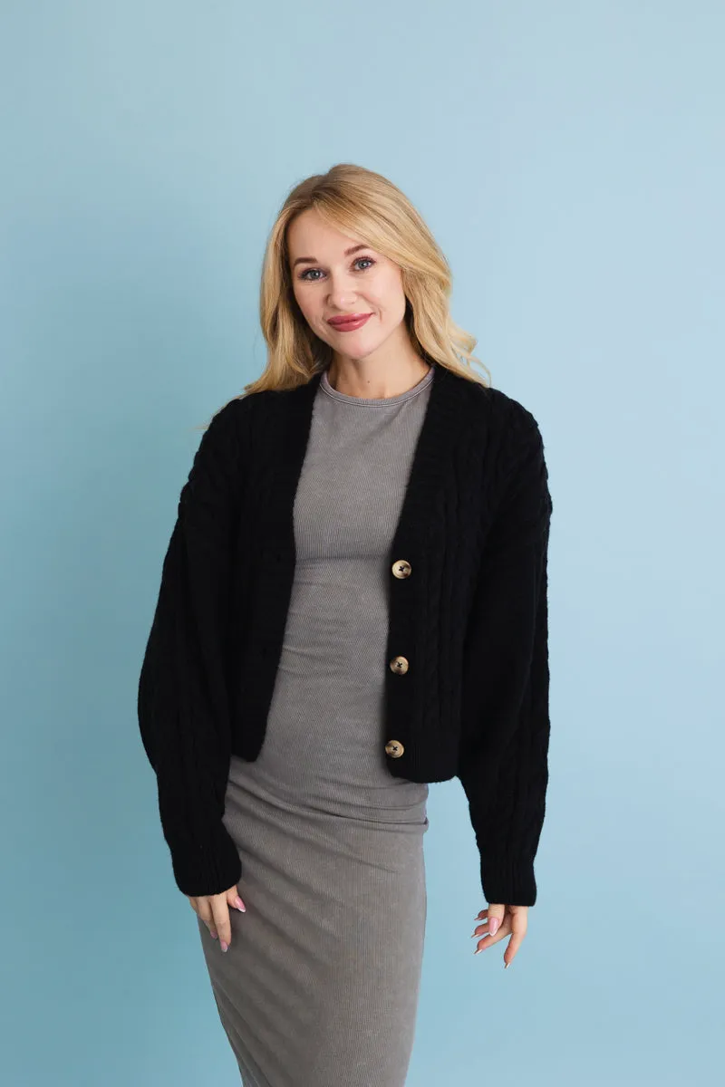 Chunky Cable Knit Button-Up Cropped Cardigan (4 colors)