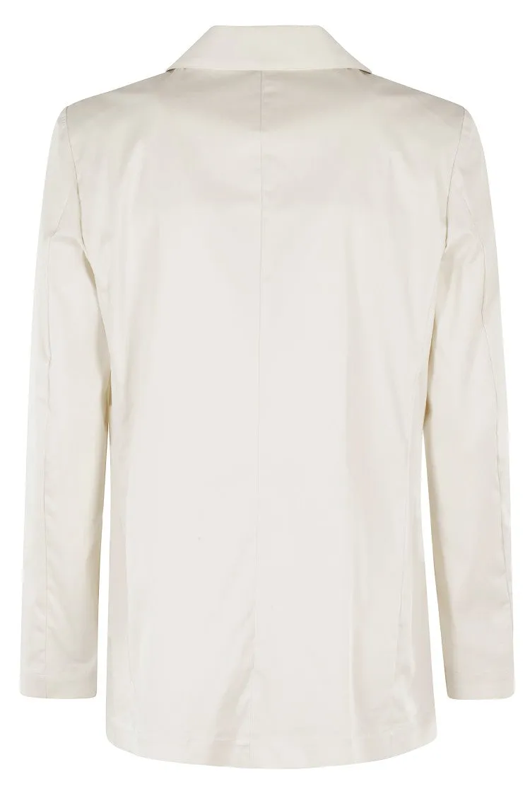 Cream Blazer With Classic Lapel