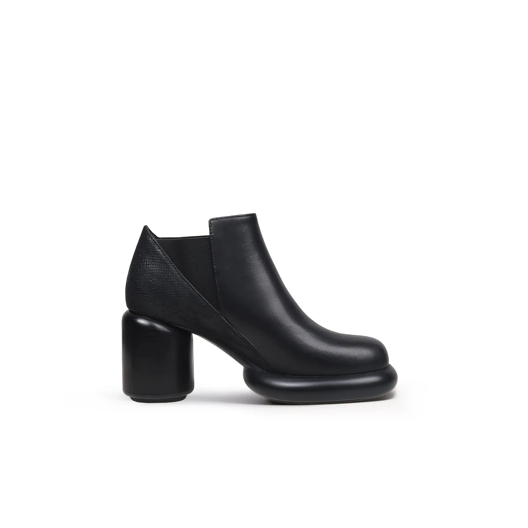 Cylinder Heel Leather Ankle Bootie - Black