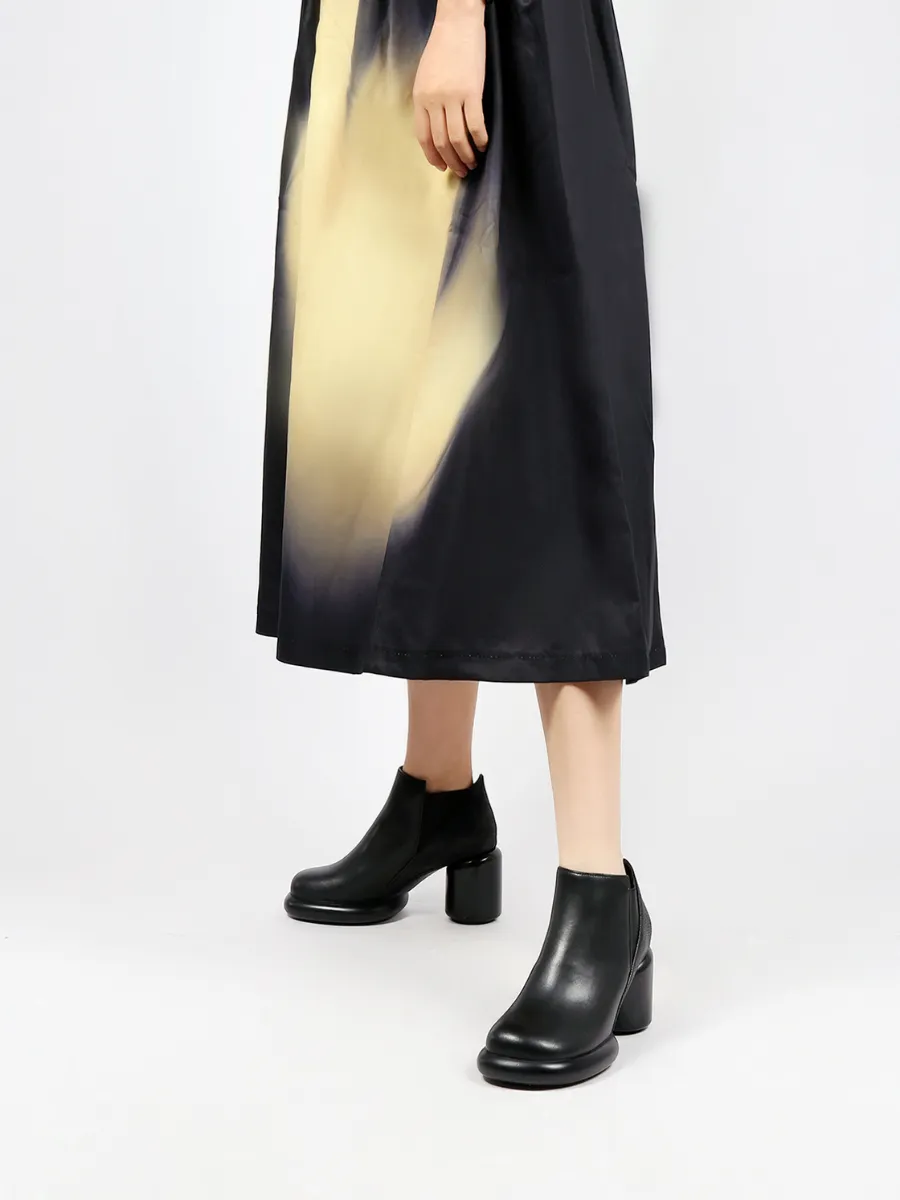 Cylinder Heel Leather Ankle Bootie - Black