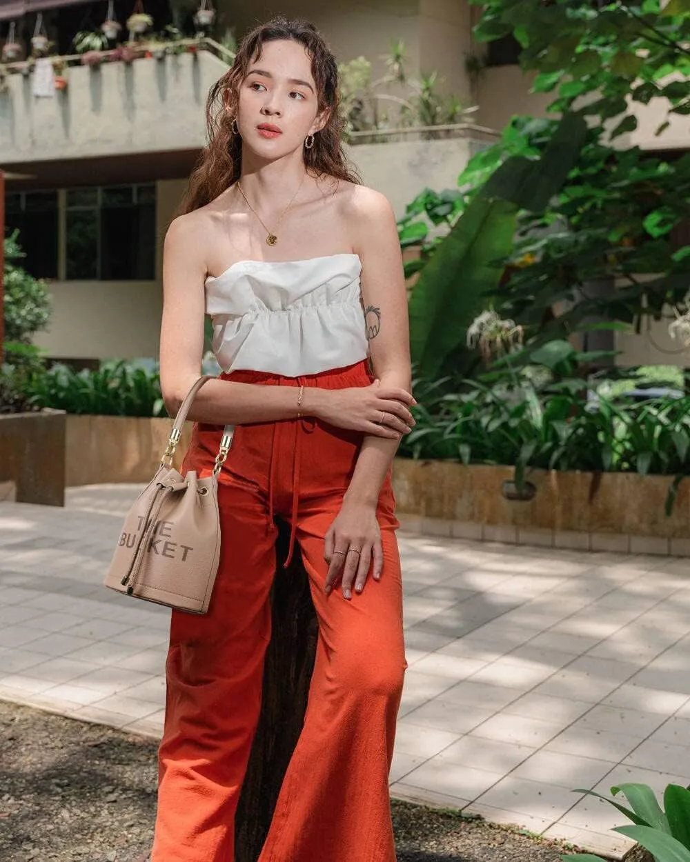 Eva | Stylish Drawstring Bucket Shoulder Bag