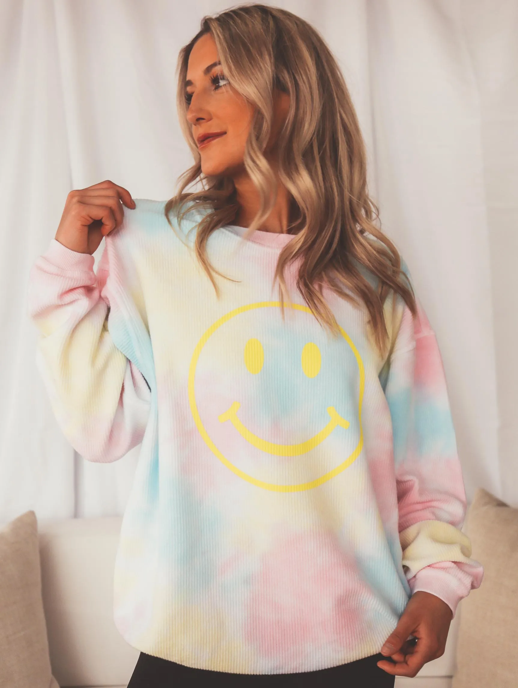 F S: SMILEY TIE DYE SWEATSHIRT
