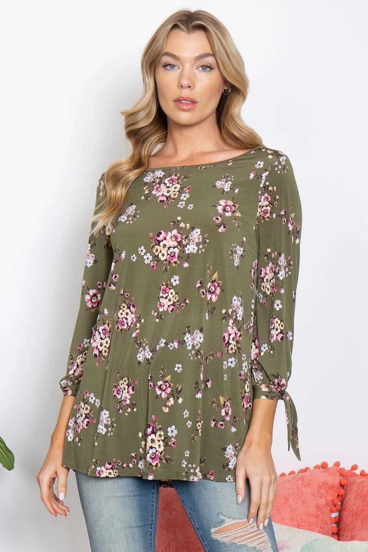 Floral Quarter Tie Knot Detail Sleeve Top