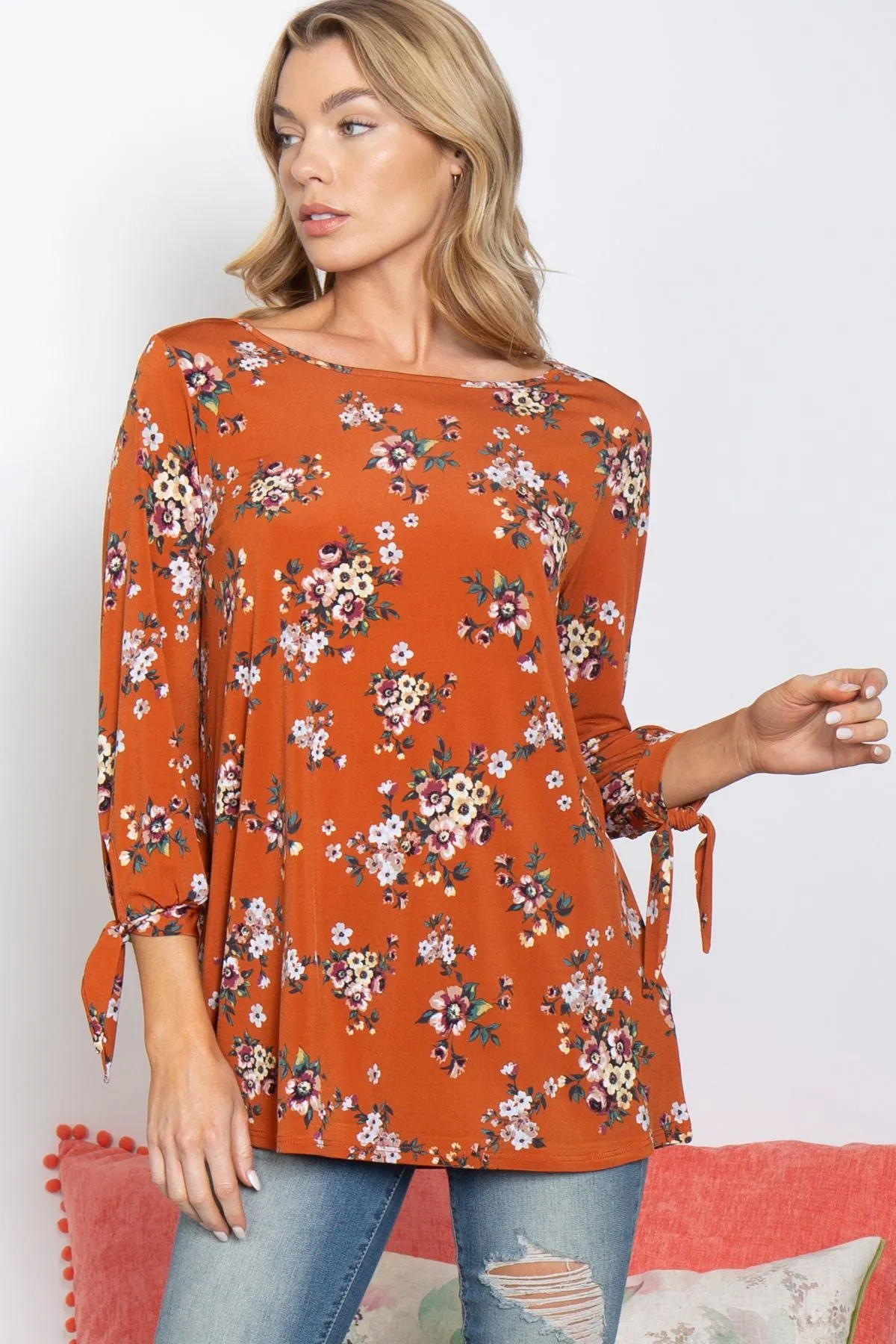 Floral Quarter Tie Knot Detail Sleeve Top