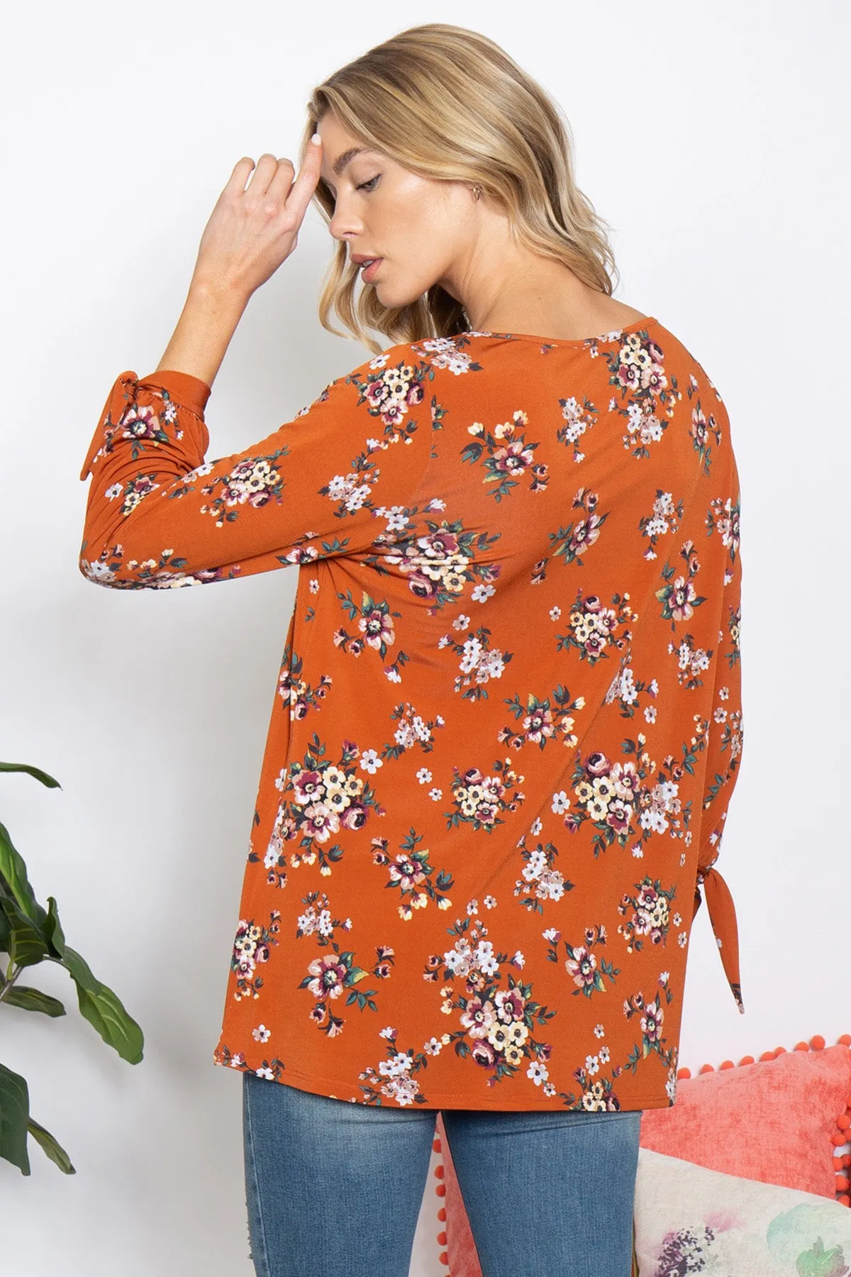 Floral Quarter Tie Knot Detail Sleeve Top