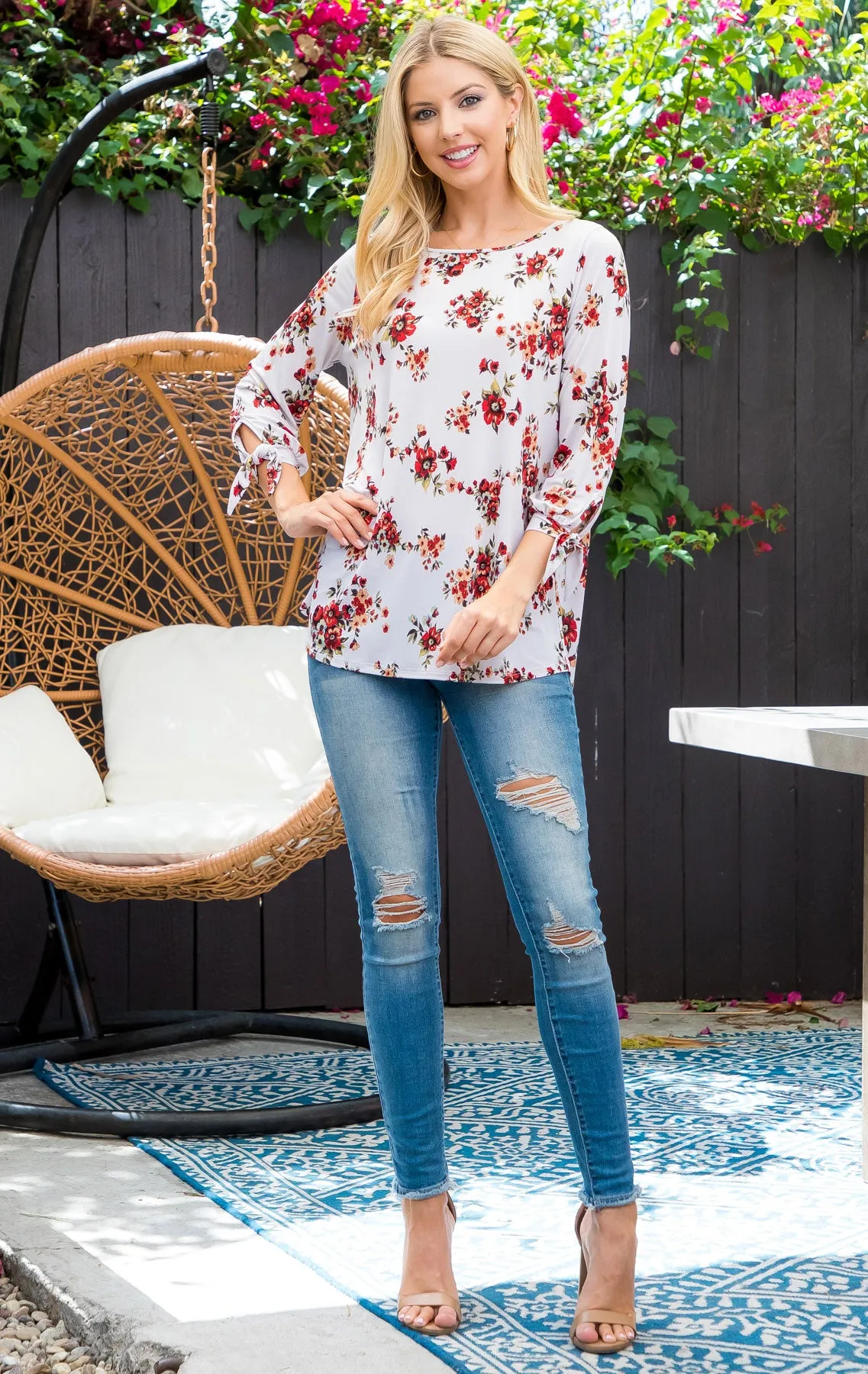 Floral Quarter Tie Knot Detail Sleeve Top