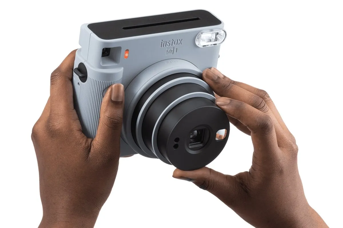 Fujifilm Instax Square SQ1 Camera - with Free UK Shipping