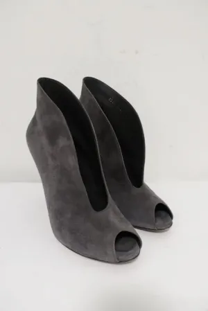 Gianvito Rossi Vamp Booties Gray Suede Size 39.5 Peep Toe Ankle Boots