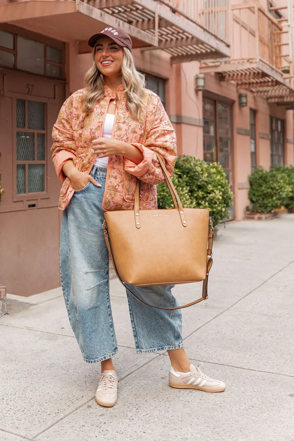 GO-GETTER TOTE camel