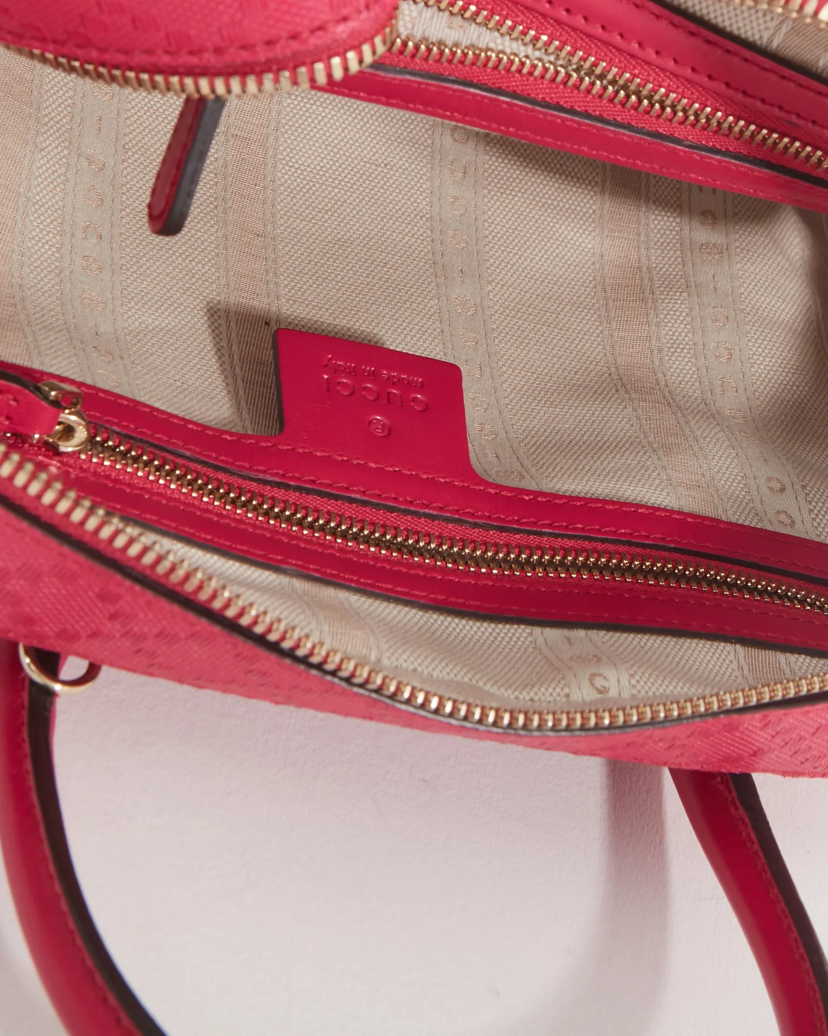 Gucci Fuchsia Leather Small Diamante Small Top Handle Bag