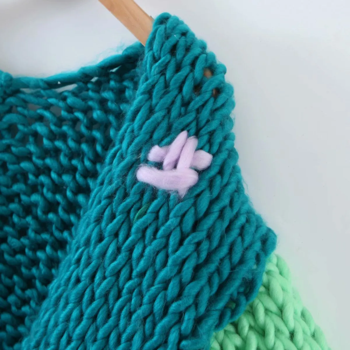 Handicraft Knit Contrast Lantern Sleeve Cardigans