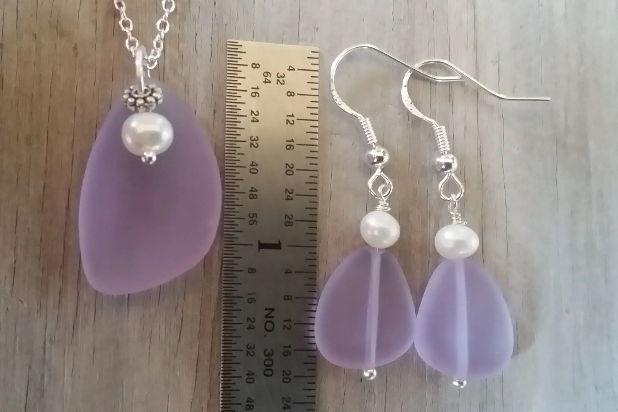Handmade in Hawaii, "Magical Color Changing" Purple sea glass necklace   earrings jewelry set, natural pearl.
