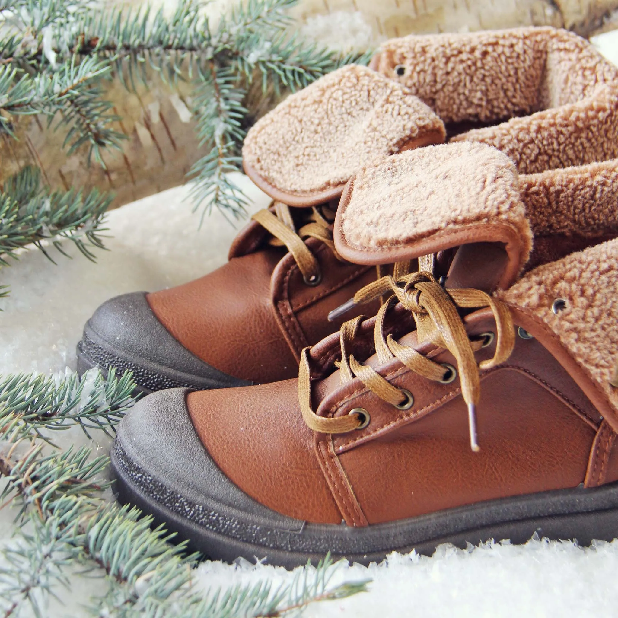 Jack Frost Booties in Cedar