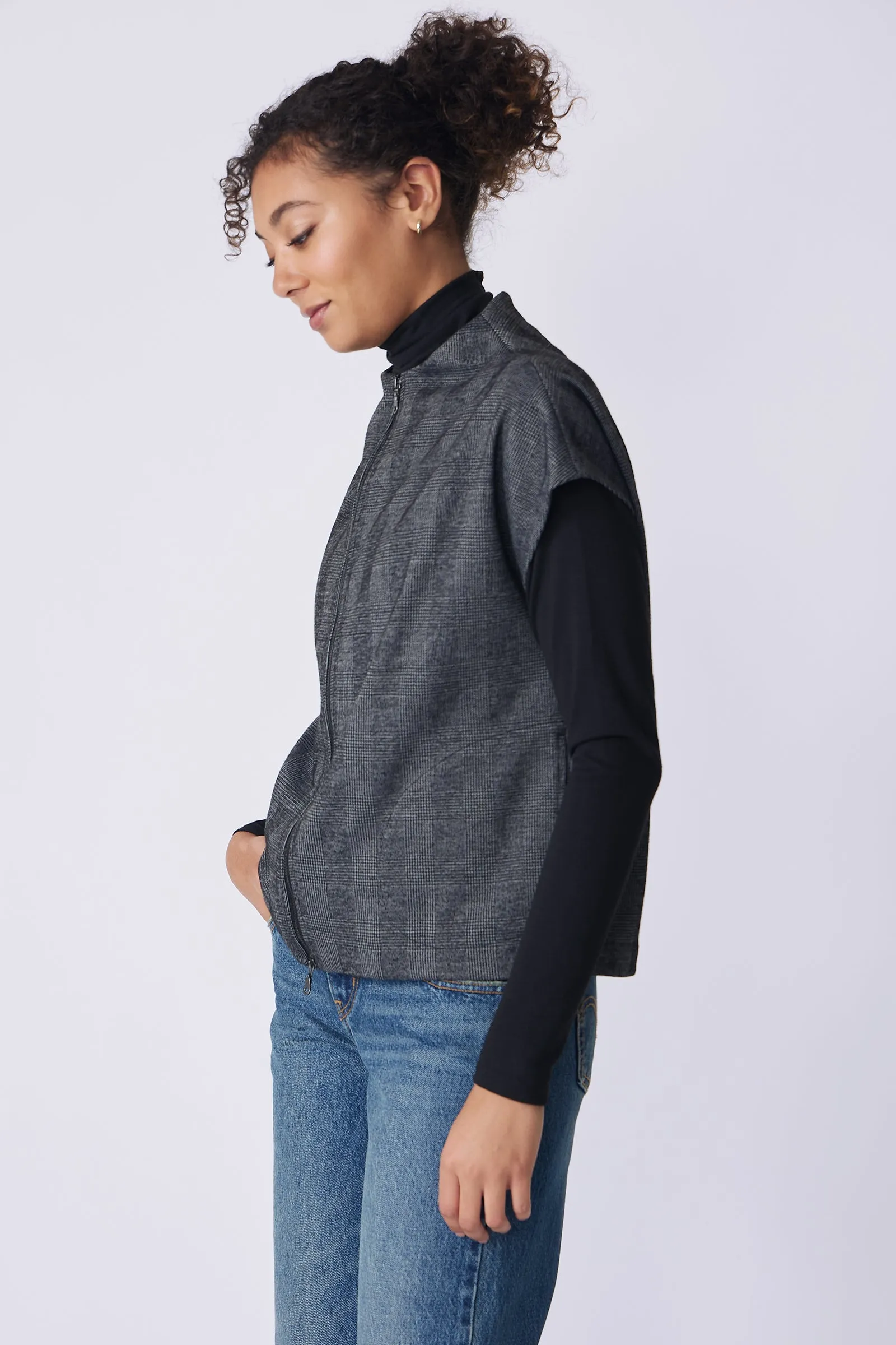 Lena Zip Vest - Black Plaid