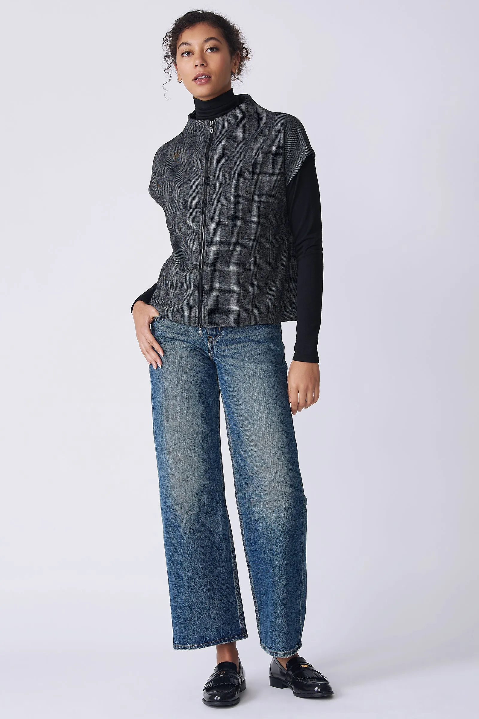 Lena Zip Vest - Black Plaid