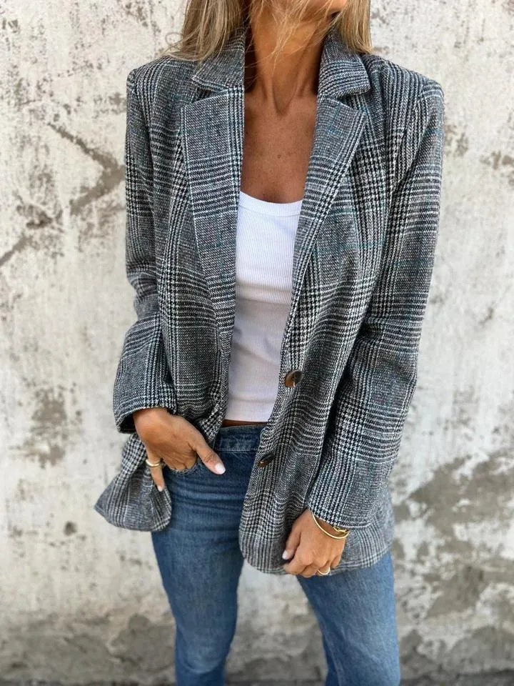 LUCINDA™ | Classic Plaid Winter Blazer