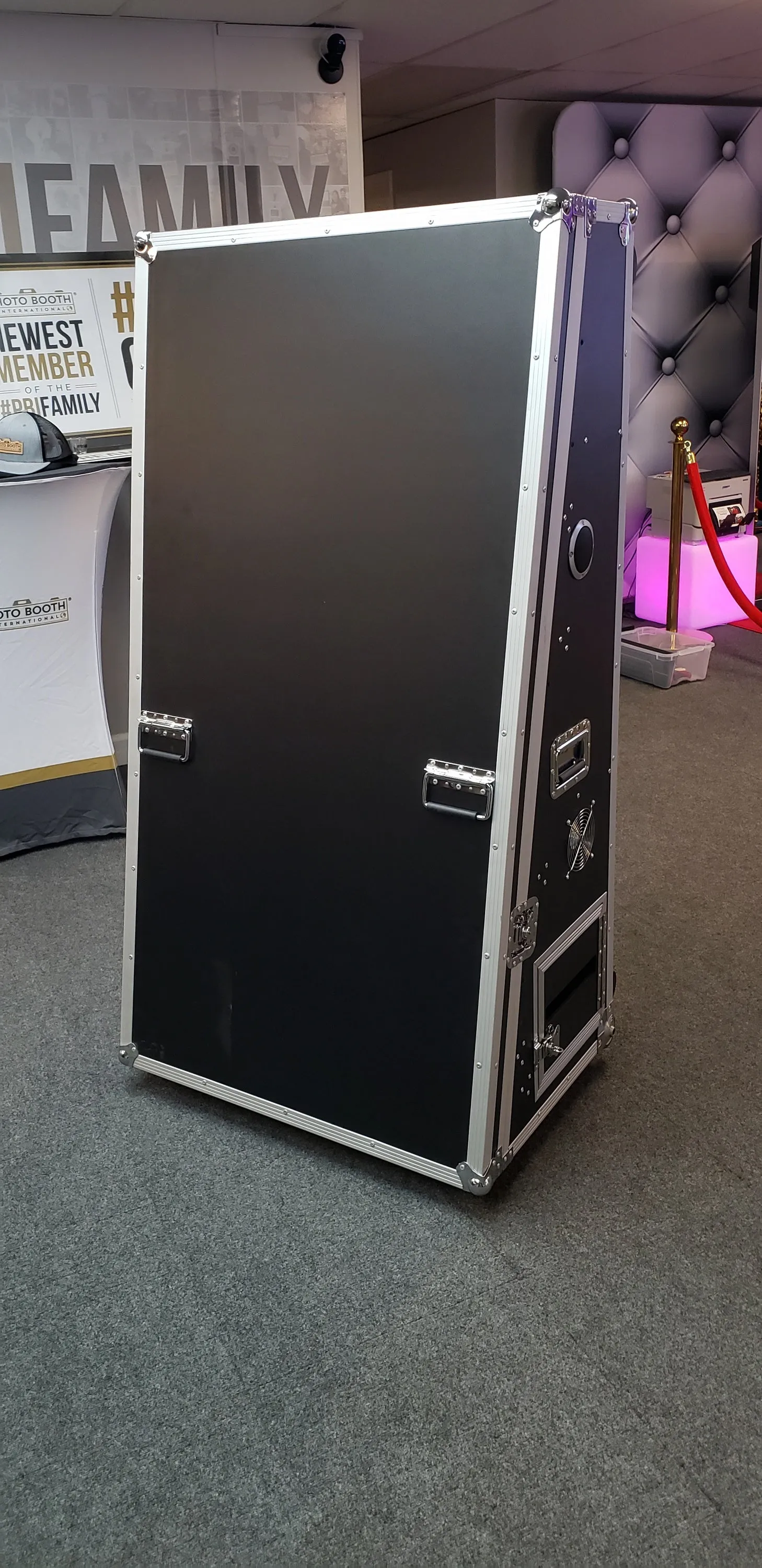 Mirror 2 Photo Booth - 65 Inch