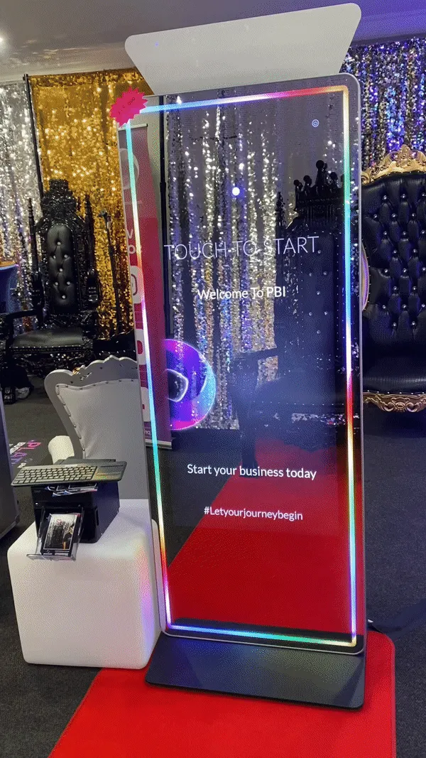 Mirror 4 Flawless Photo Booth