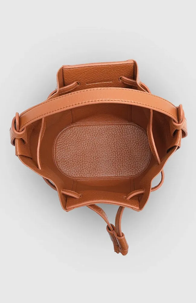 Montie Bucket Bag - Tan