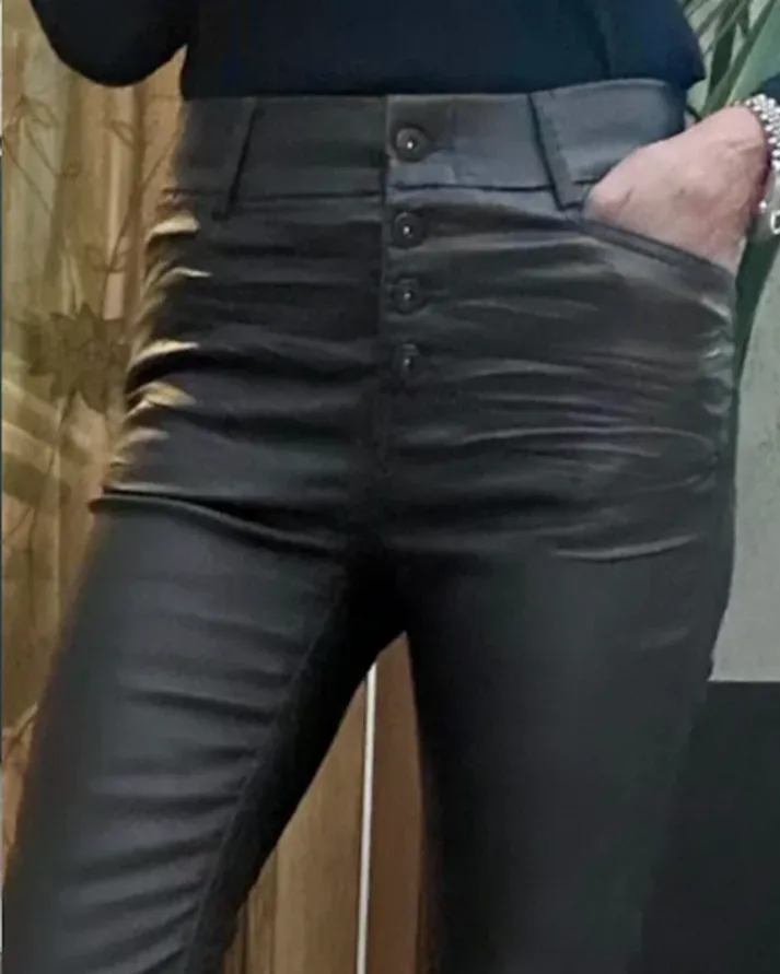 Nora