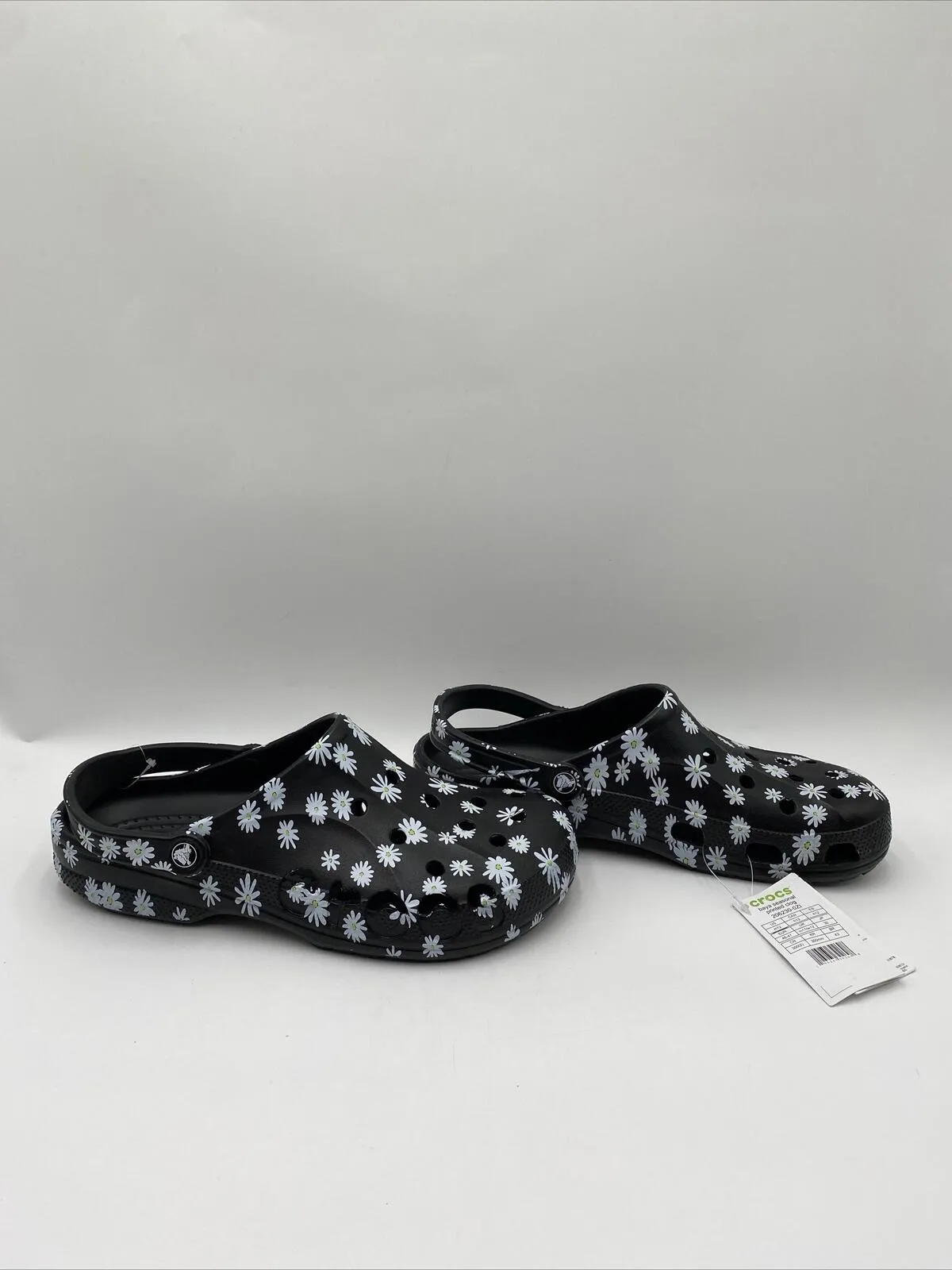 NWOB Crocs Adult Baya Seasonal Printed Clogs Black/White Size 12M - Like New
