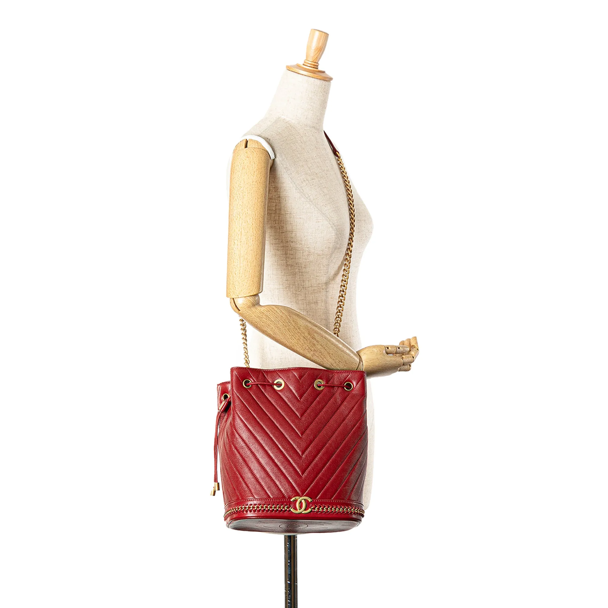 Paris Cosmopolite Medium Chevron Lambskin Bucket Bag