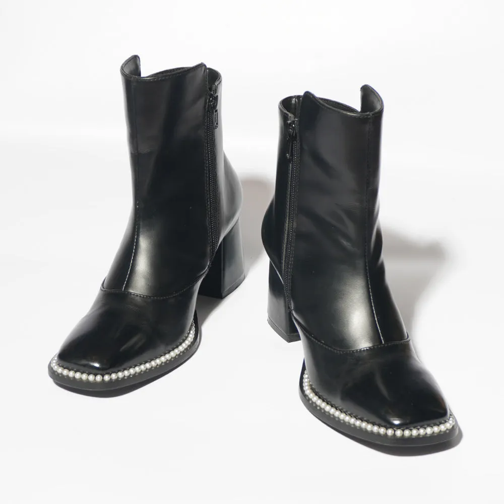 Pearl Chelsea Boots