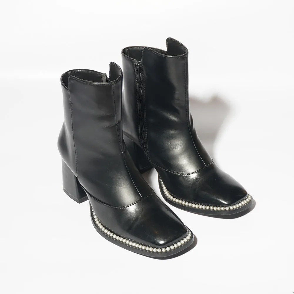 Pearl Chelsea Boots