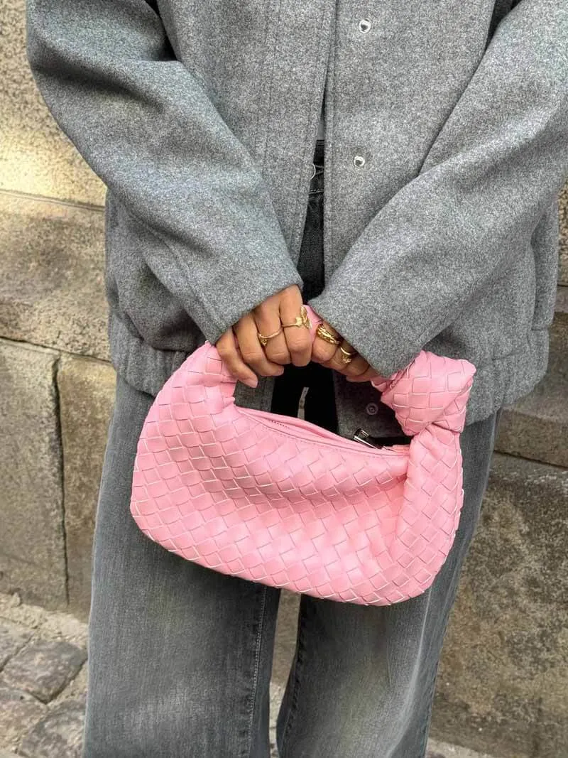 Qiyana - Elegant Woven Woman's Bag