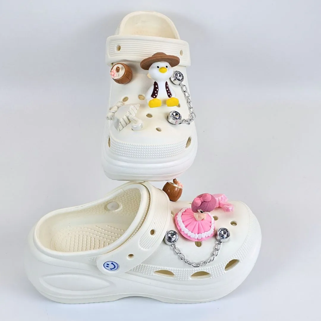 Quack Doll Charms Clogs white