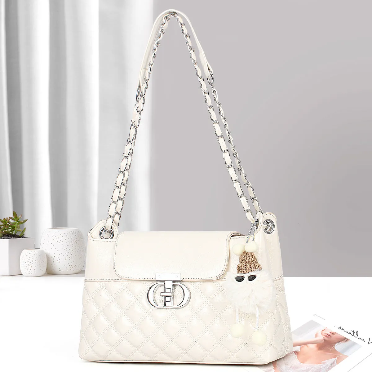 REALAIOT 2025 Bags women's niche large-capacity women's bags popular new versatile shoulder messenger bags small square bags women's bags Popular trade