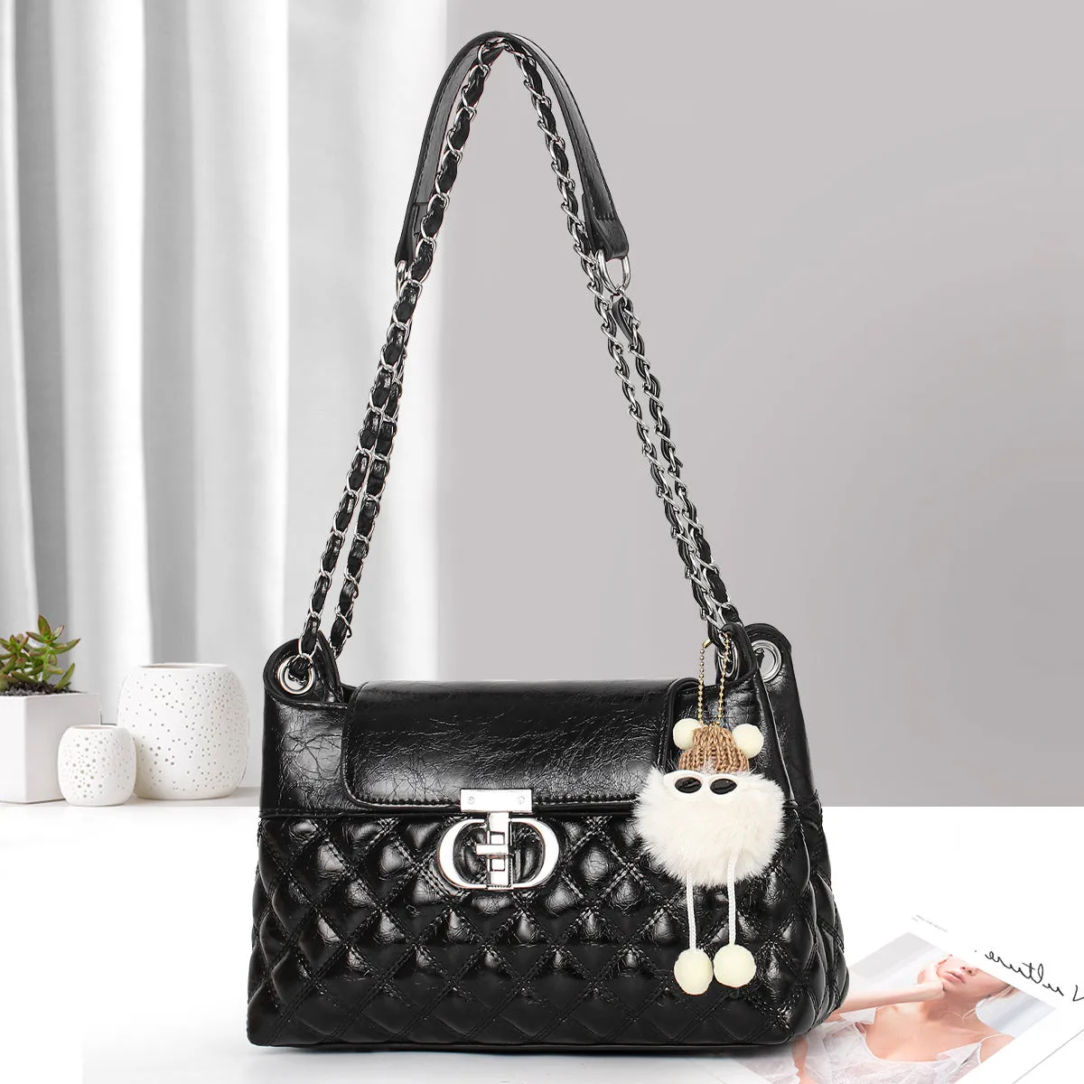 REALAIOT 2025 Bags women's niche large-capacity women's bags popular new versatile shoulder messenger bags small square bags women's bags Popular trade