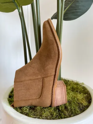 Rover Chelsea Bootie in Camel