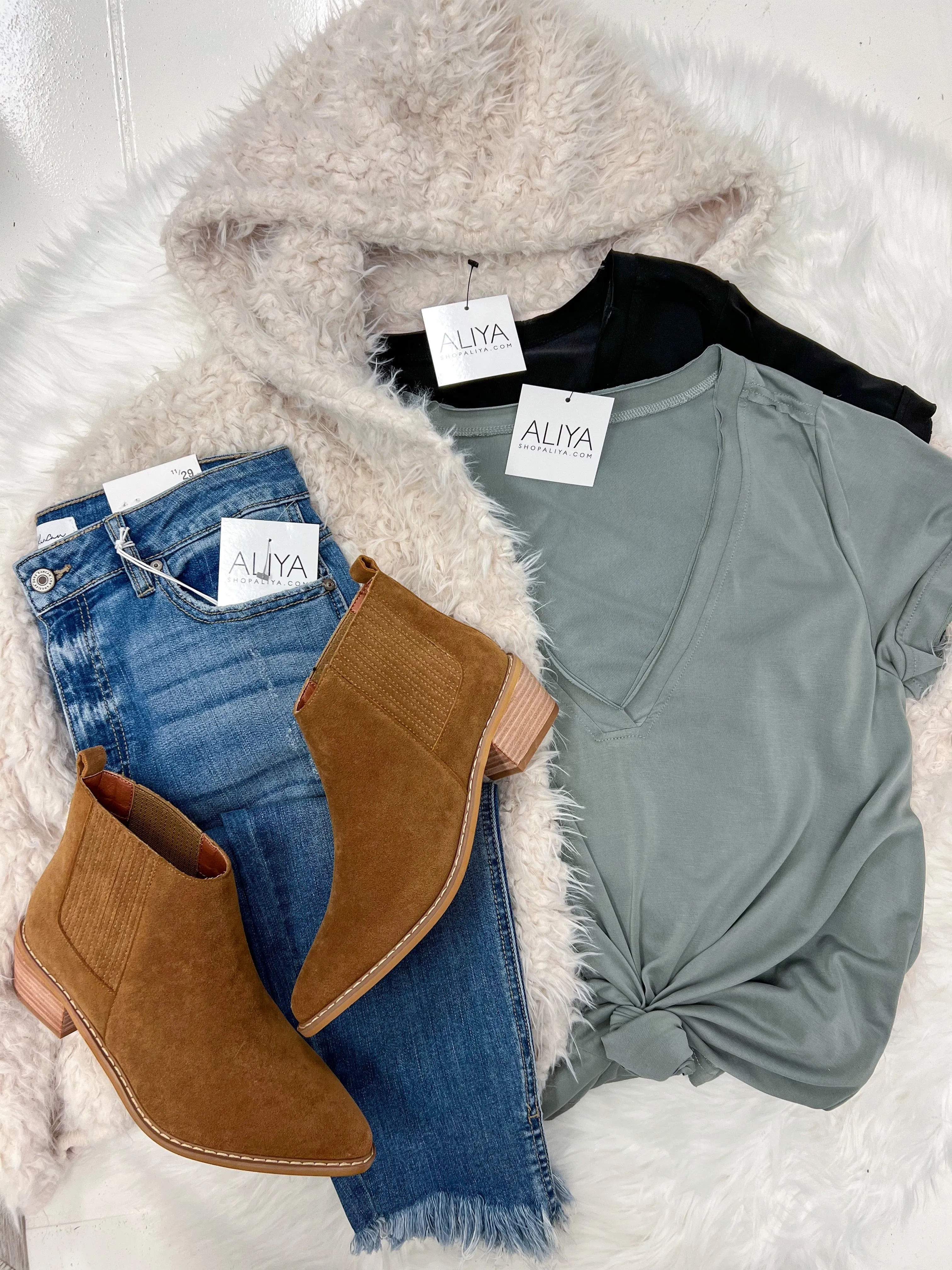 Rover Chelsea Bootie in Camel