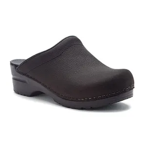 Sanita Women's Sonja Texture Oil Clog