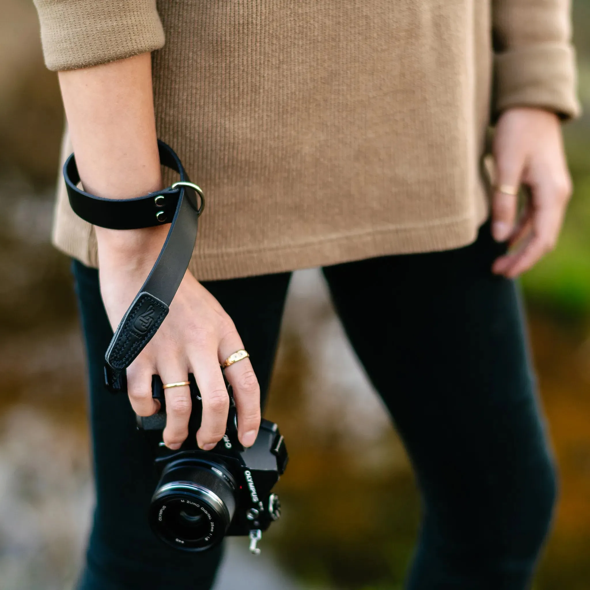 Simple Leather Wrist Strap